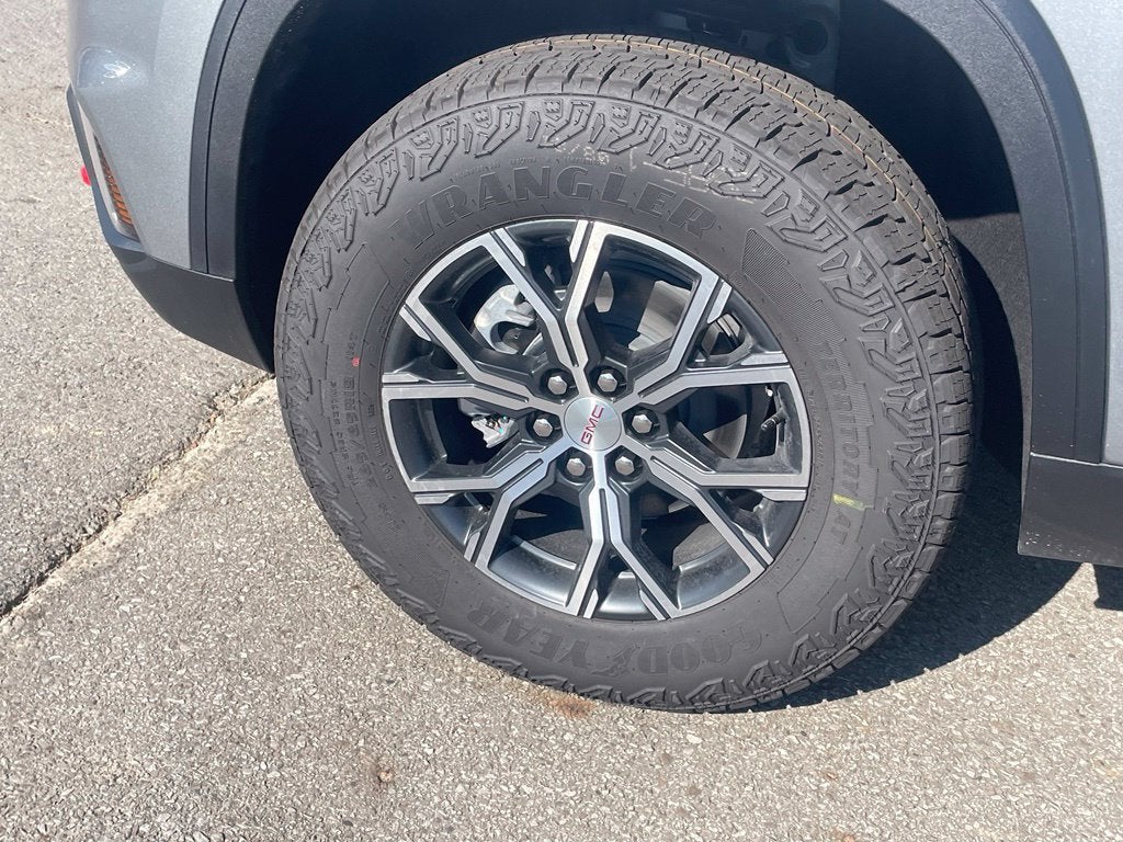 2027 GMC Acadia AT4