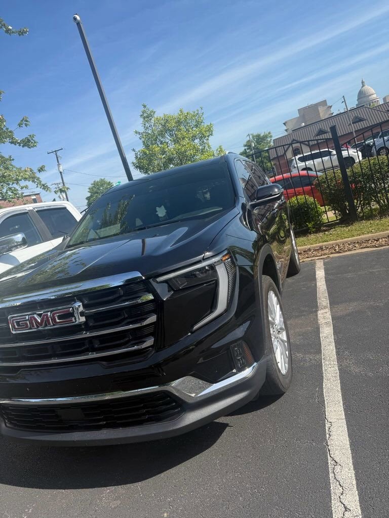 2024 GMC Acadia Elevation