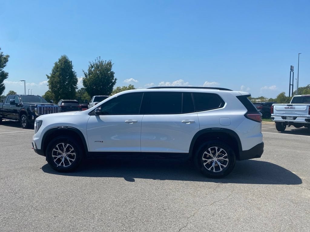 2025 GMC Acadia AT4