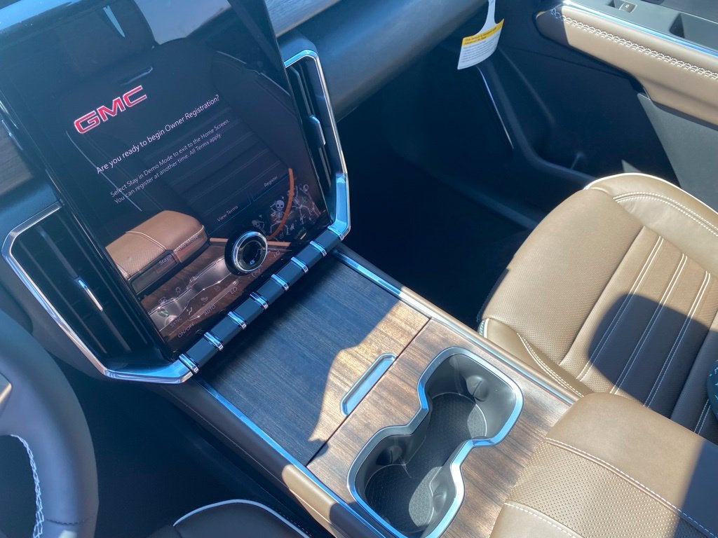 2027 GMC Acadia Denali Ultimate