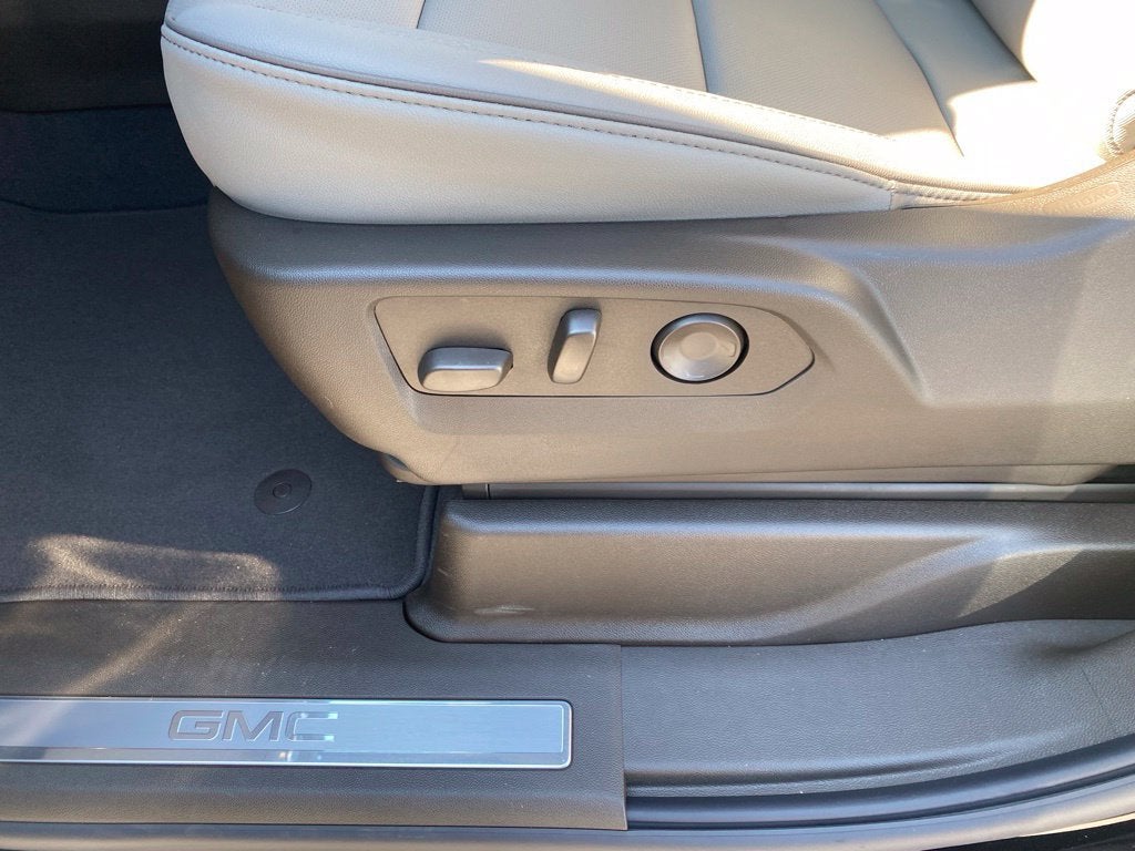 2027 GMC Yukon Elevation