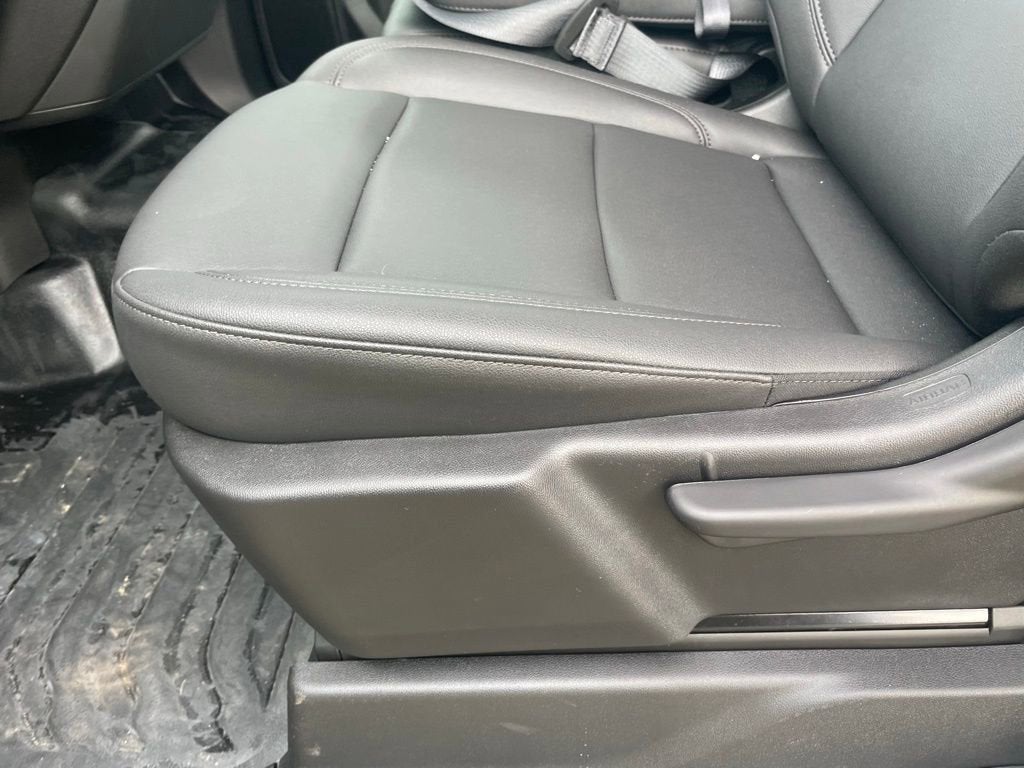 2025 GMC Sierra 2500 HD Pro