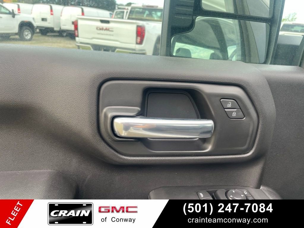 2025 GMC Sierra 2500 HD Pro