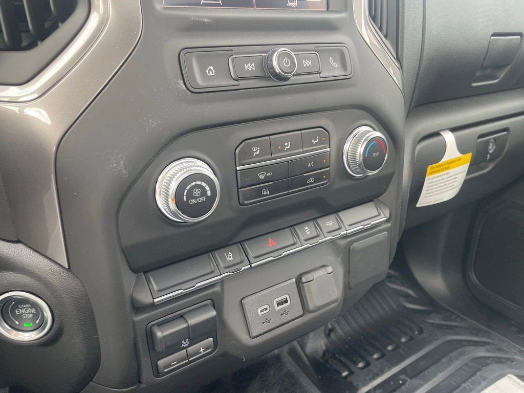 2025 GMC Sierra 2500 HD Pro