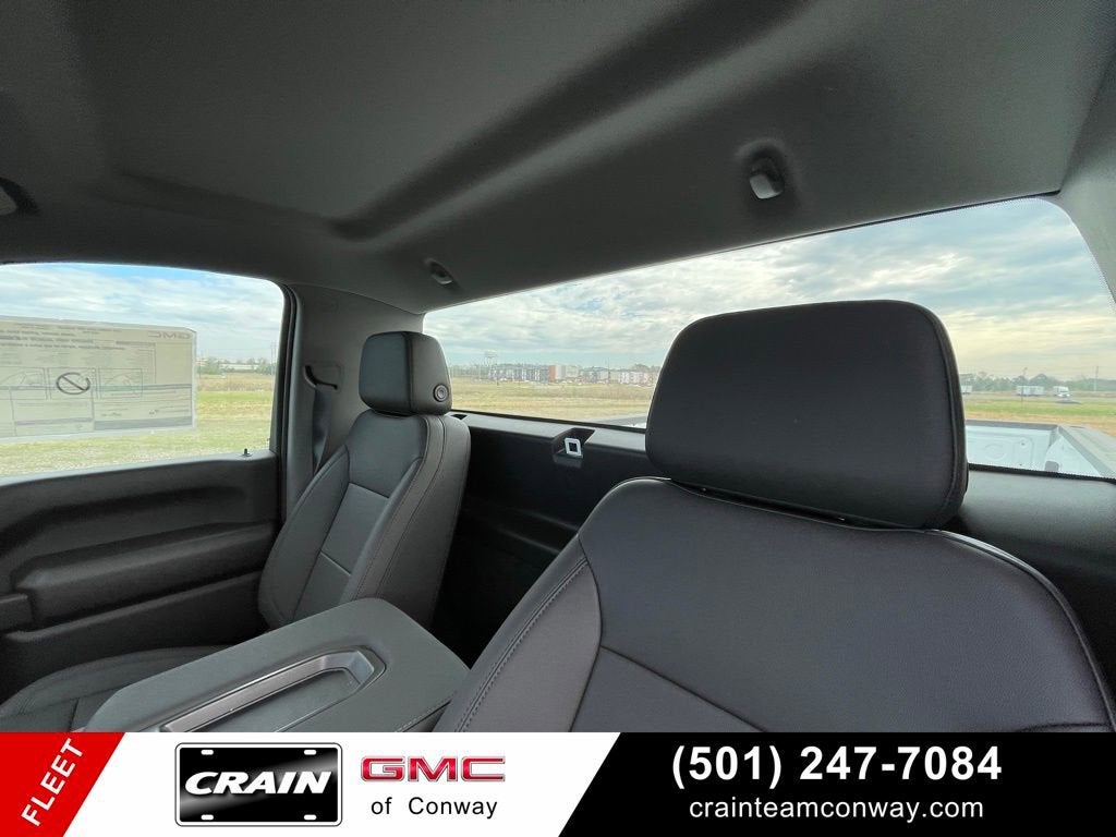 2025 GMC Sierra 2500 HD Pro