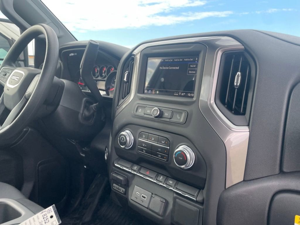 2025 GMC Sierra 2500 HD Pro