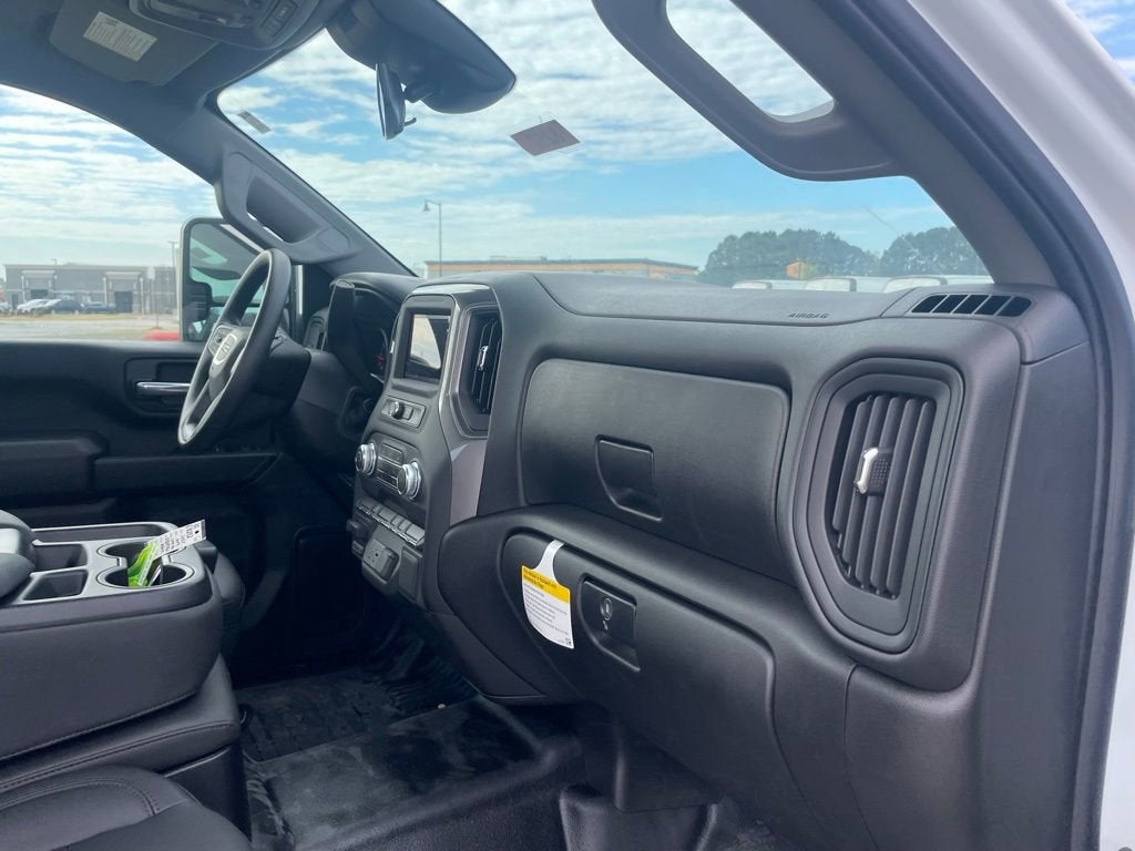 2025 GMC Sierra 2500 HD Pro