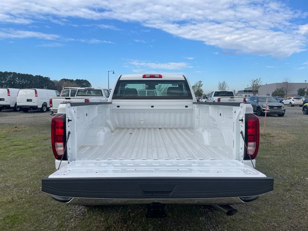 2025 GMC Sierra 2500 HD Pro