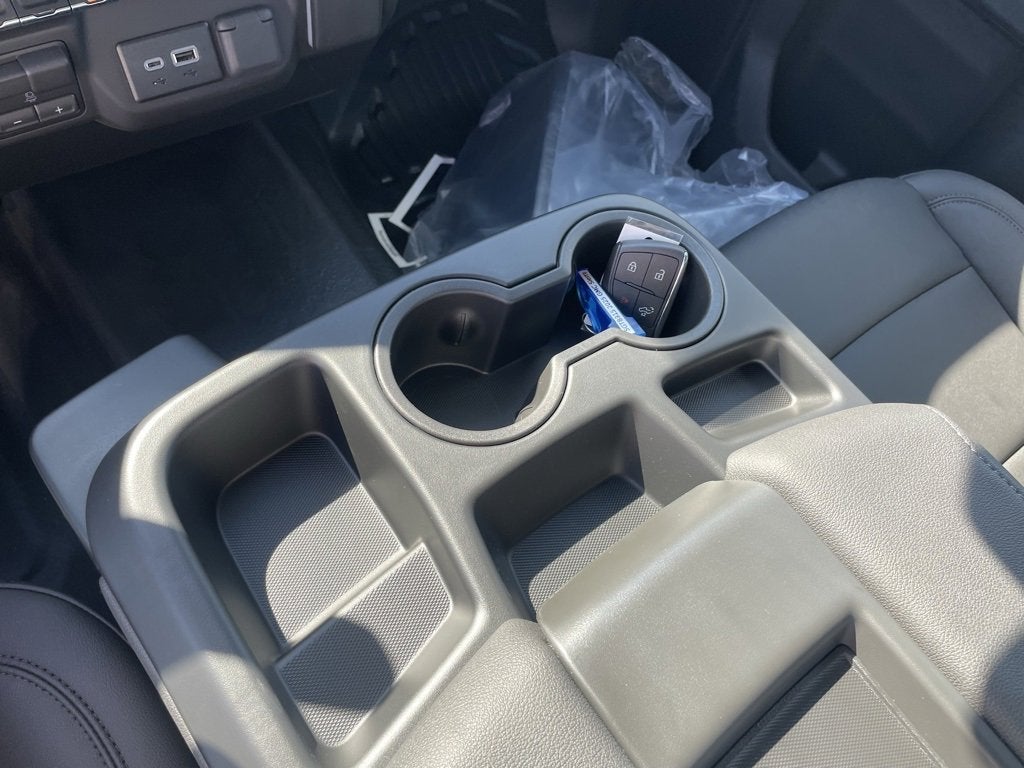 2025 GMC Sierra 2500 HD Pro