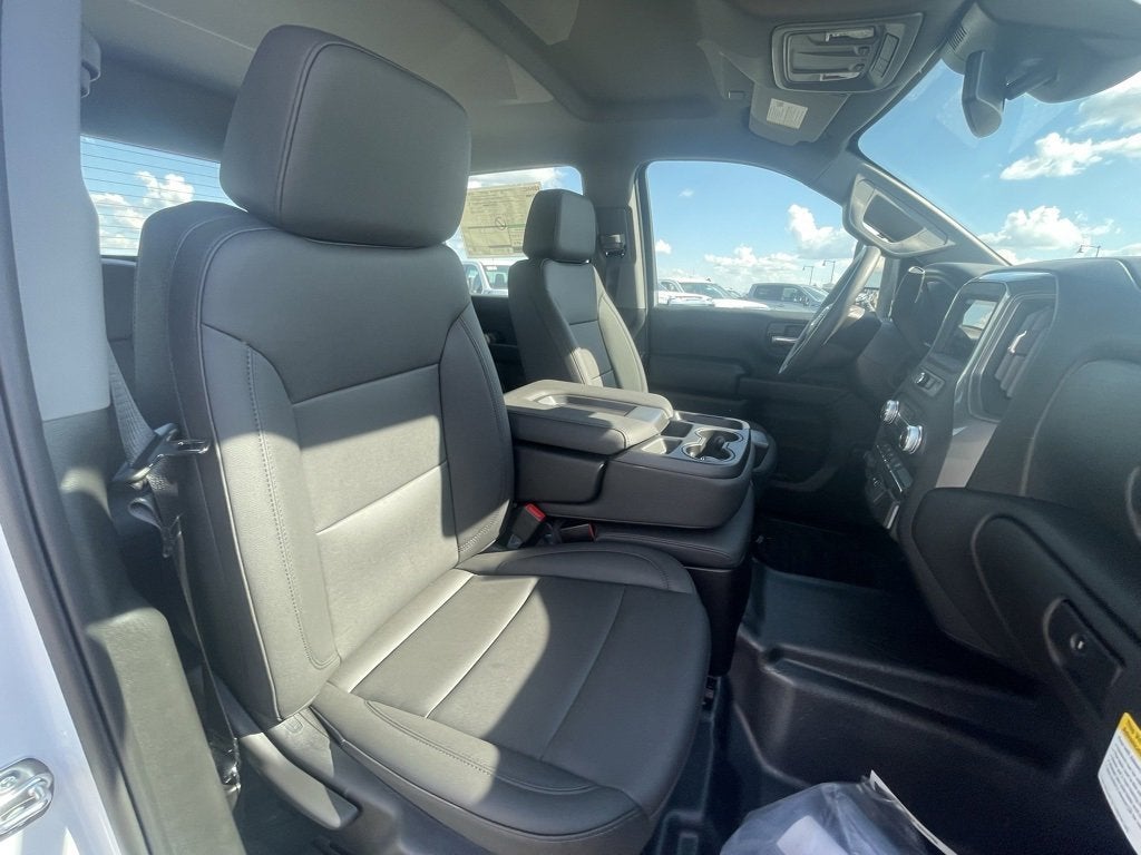 2025 GMC Sierra 2500 HD Pro