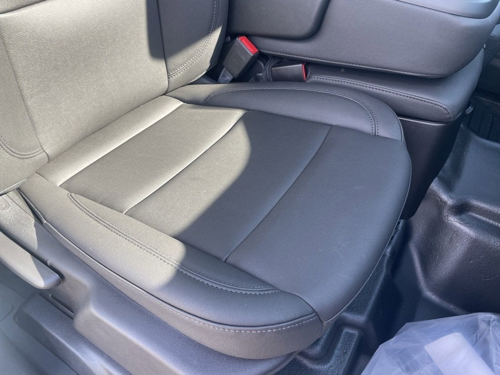 2025 GMC Sierra 2500 HD Pro