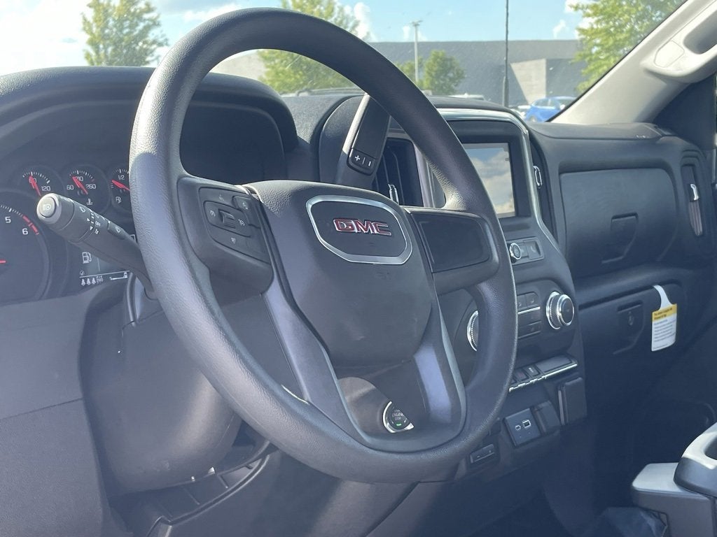 2025 GMC Sierra 2500 HD Pro