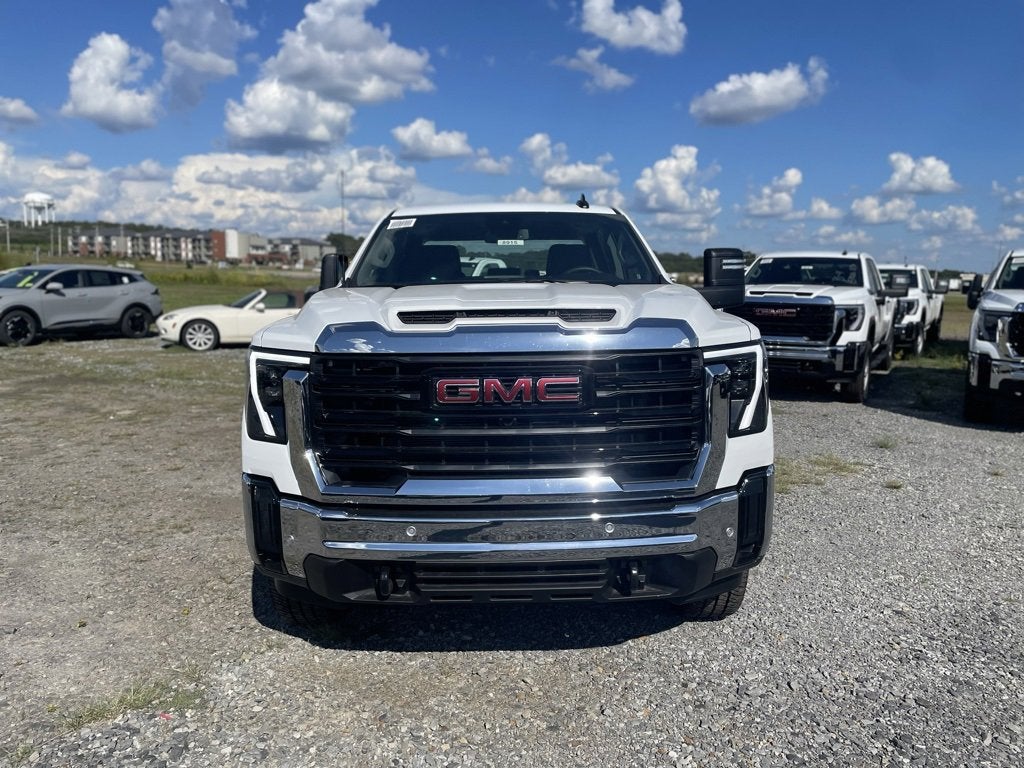 2025 GMC Sierra 2500 HD Pro