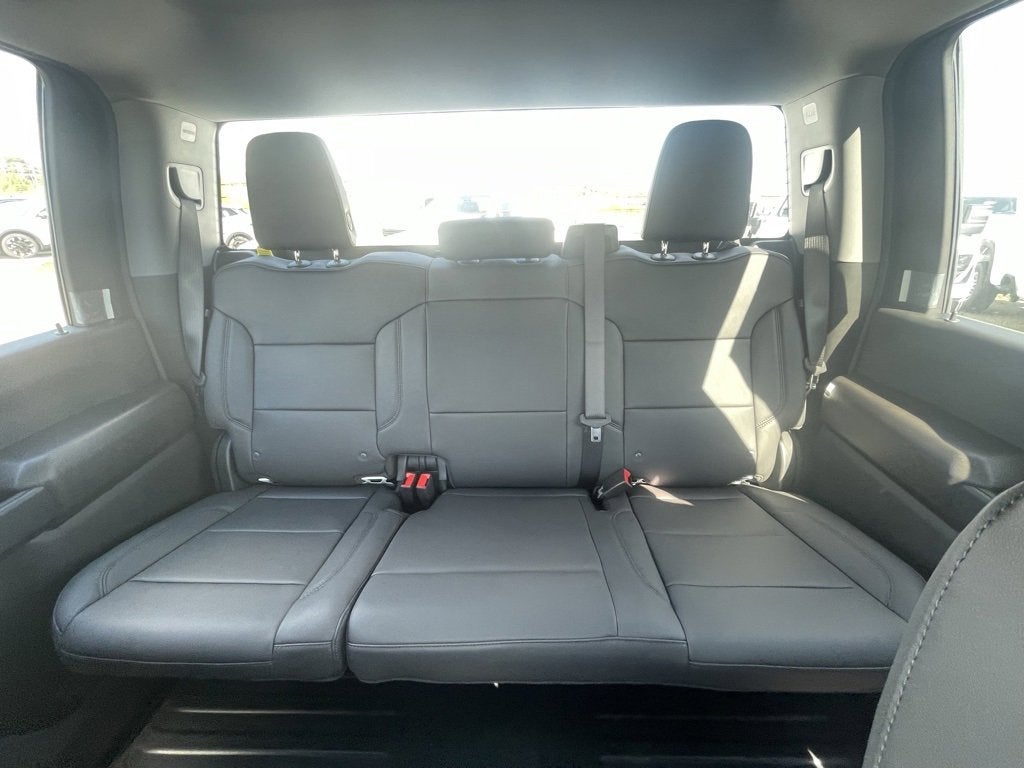 2025 GMC Sierra 2500 HD Pro