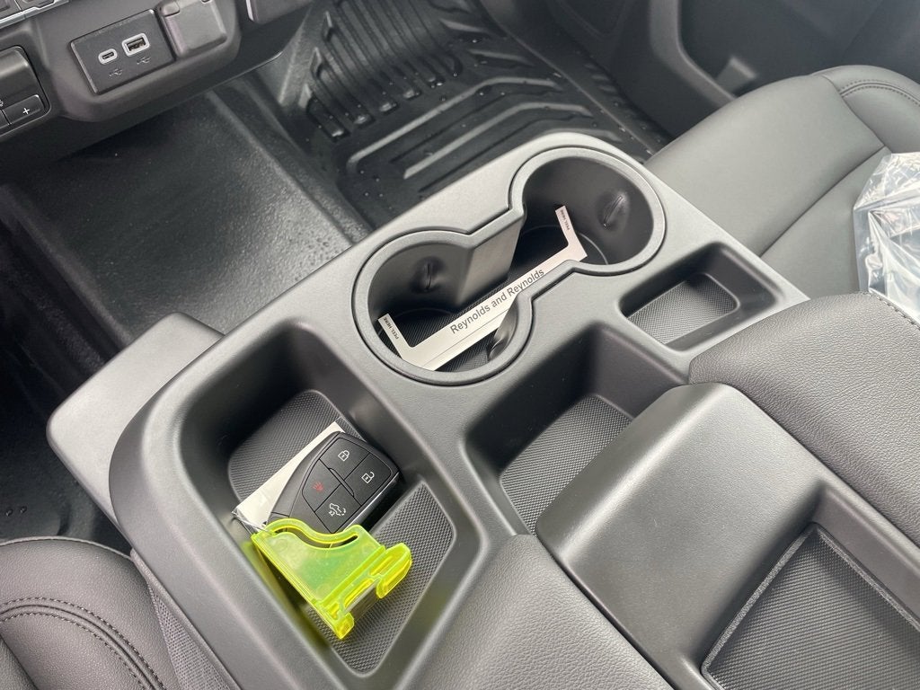 2025 GMC Sierra 2500 HD Pro