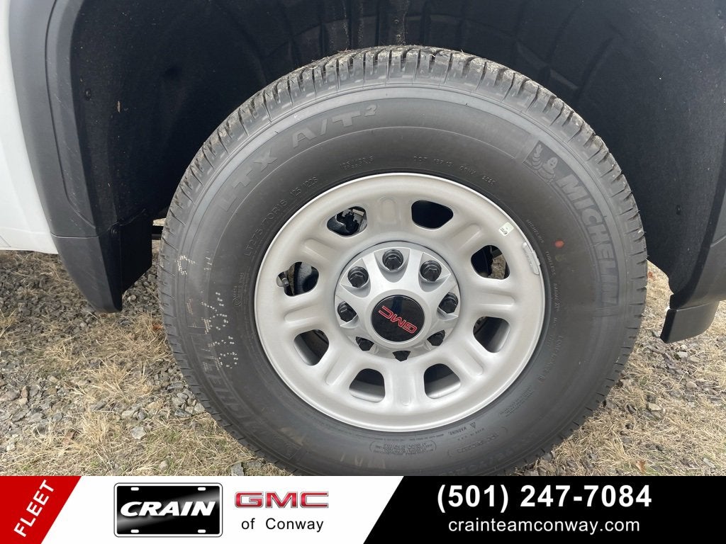 2025 GMC Sierra 2500 HD Pro