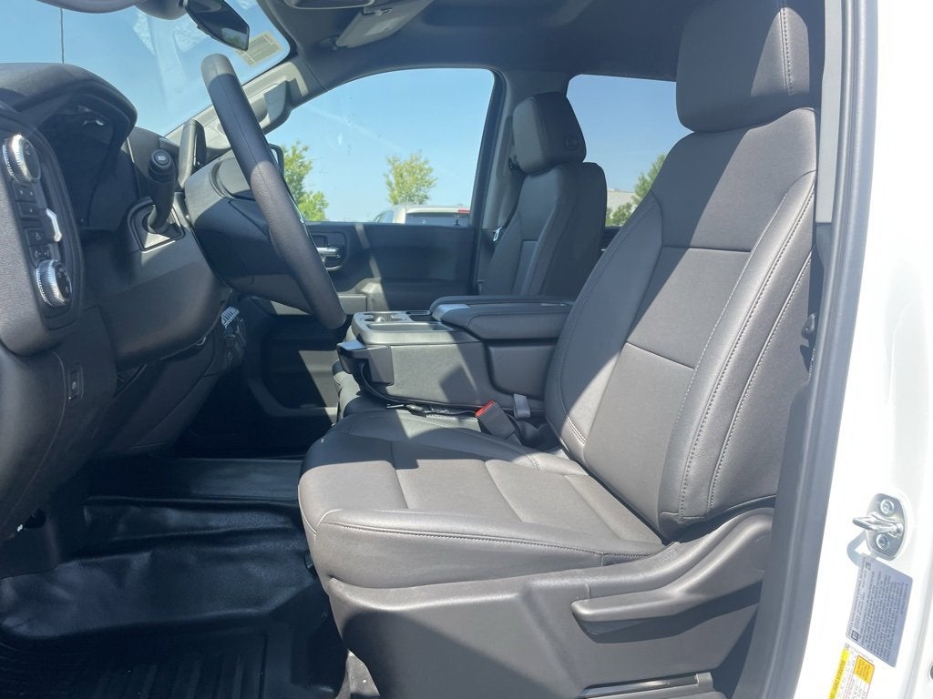 2025 GMC Sierra 2500 HD Pro