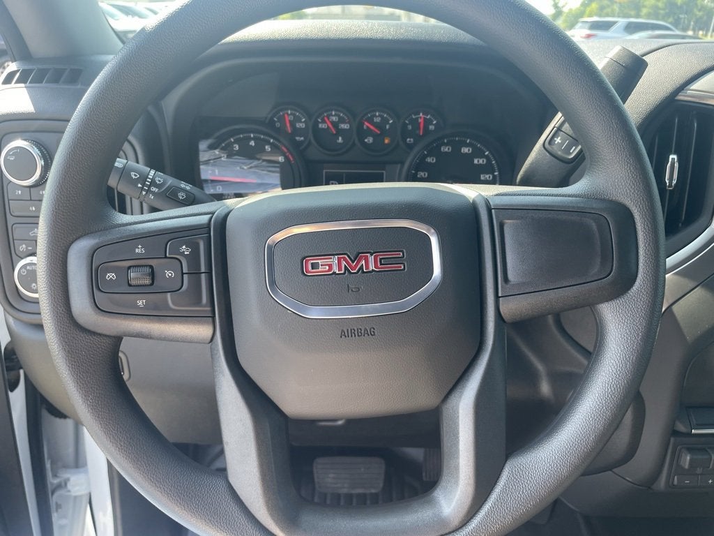 2025 GMC Sierra 2500 HD Pro