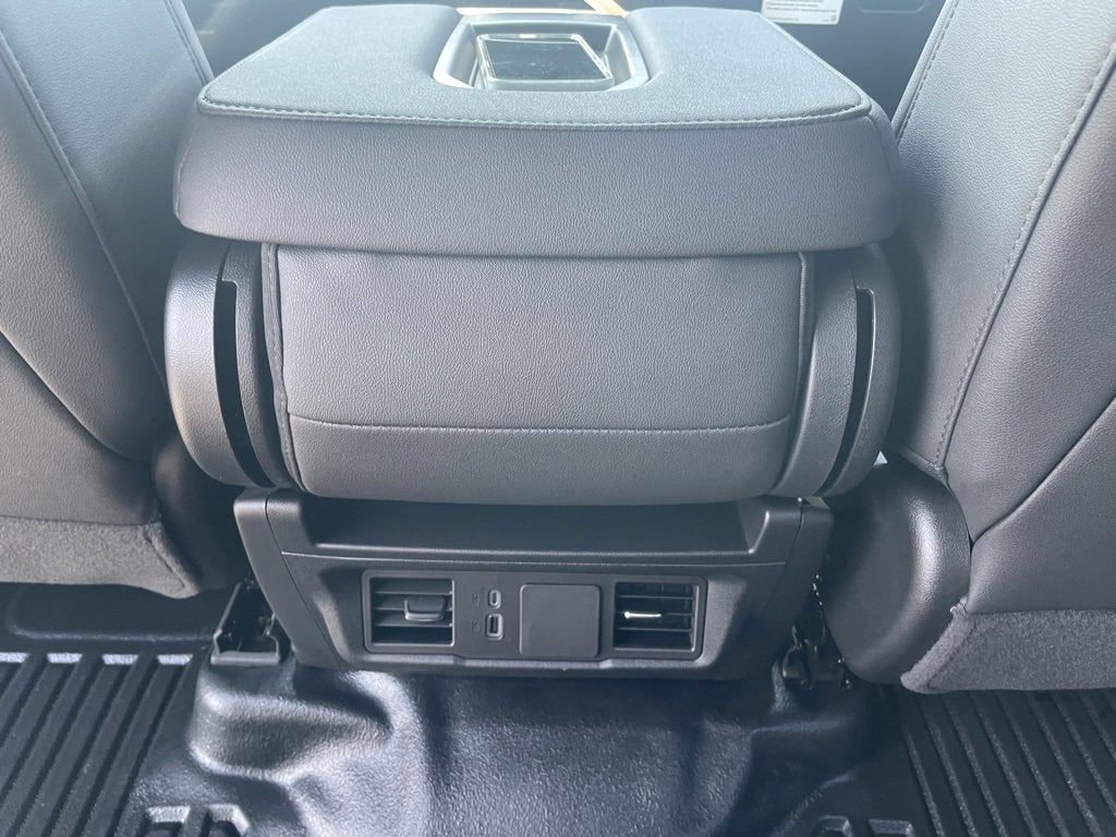 2025 GMC Sierra 2500 HD Pro