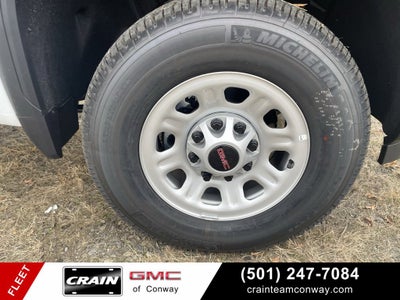 2025 GMC Sierra 2500 HD Pro