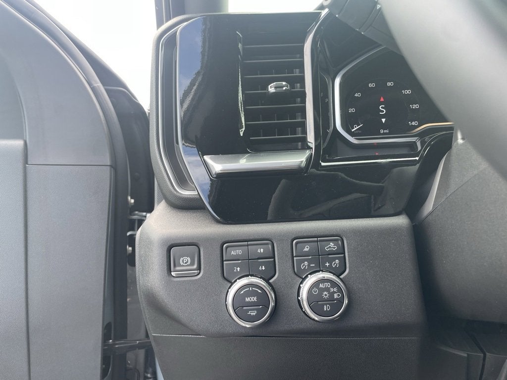 2025 GMC Sierra 2500 HD SLT