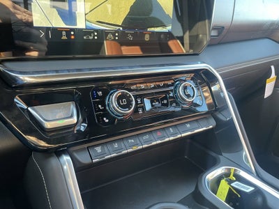 2026 GMC Sierra 3500 HD Denali Ultimate DRW