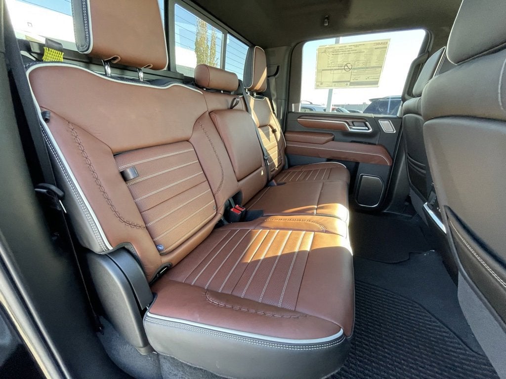 2026 GMC Sierra 3500 HD Denali Ultimate DRW