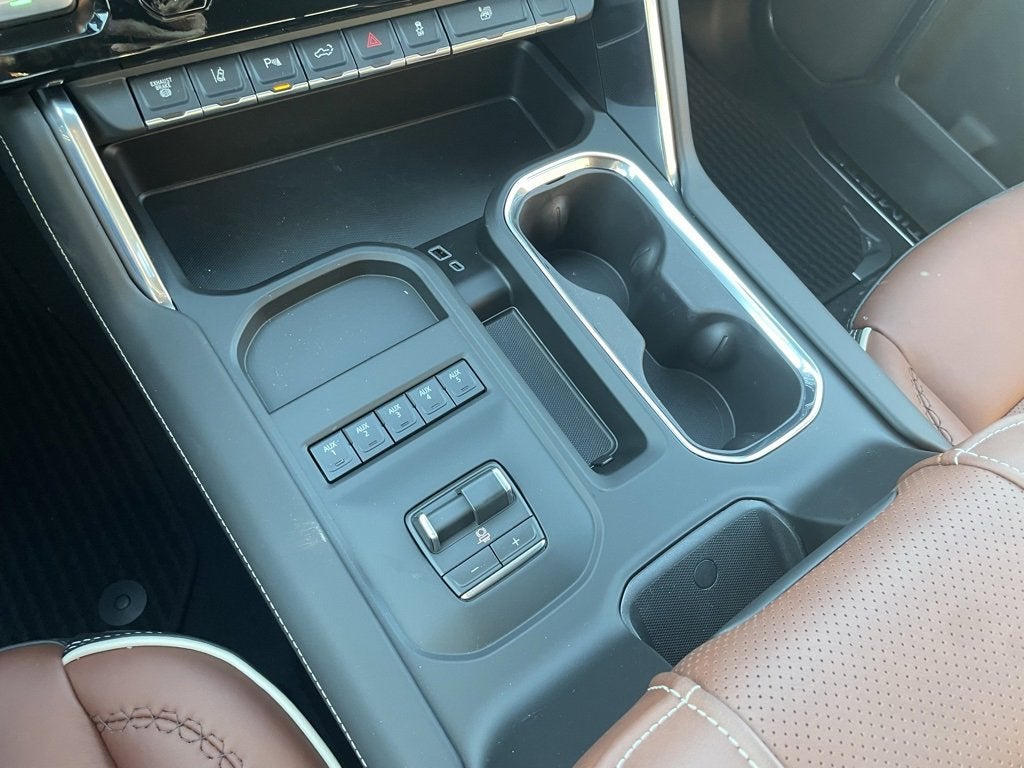 2026 GMC Sierra 3500 HD Denali Ultimate DRW