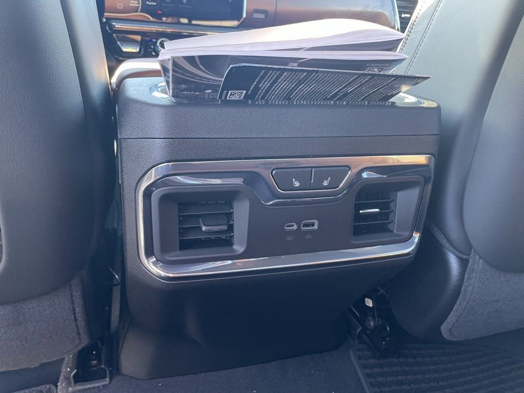 2026 GMC Sierra 3500 HD Denali Ultimate DRW