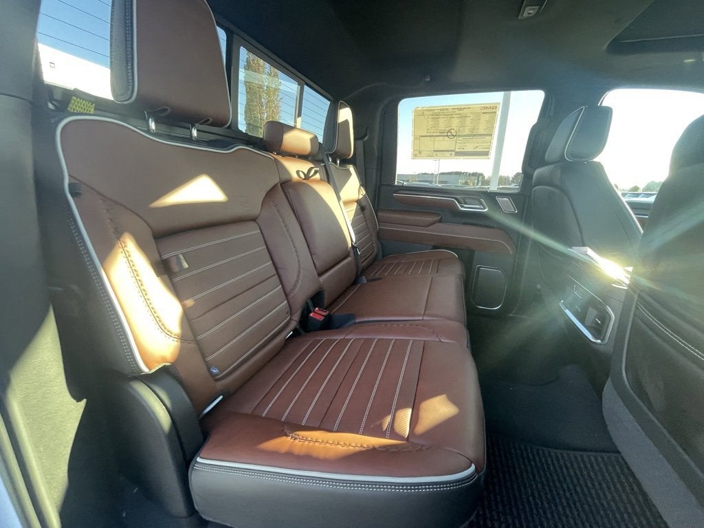 2026 GMC Sierra 3500 HD Denali Ultimate DRW