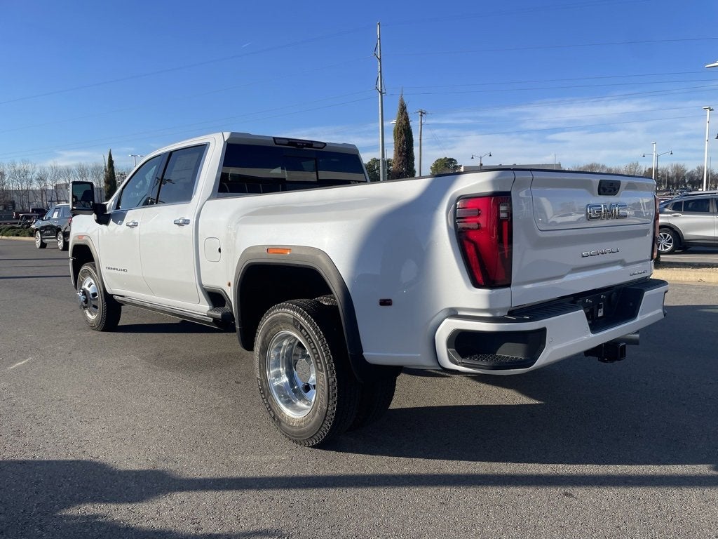 2026 GMC Sierra 3500 HD Denali Ultimate DRW