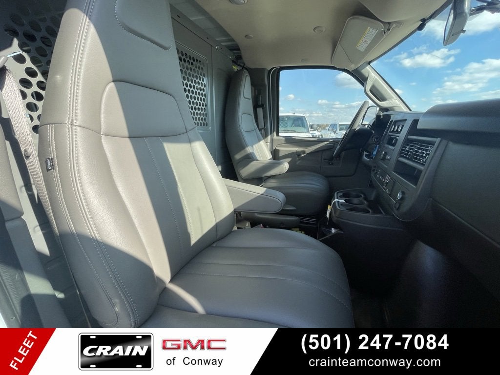 2025 GMC Savana Cargo 2500 Work Van
