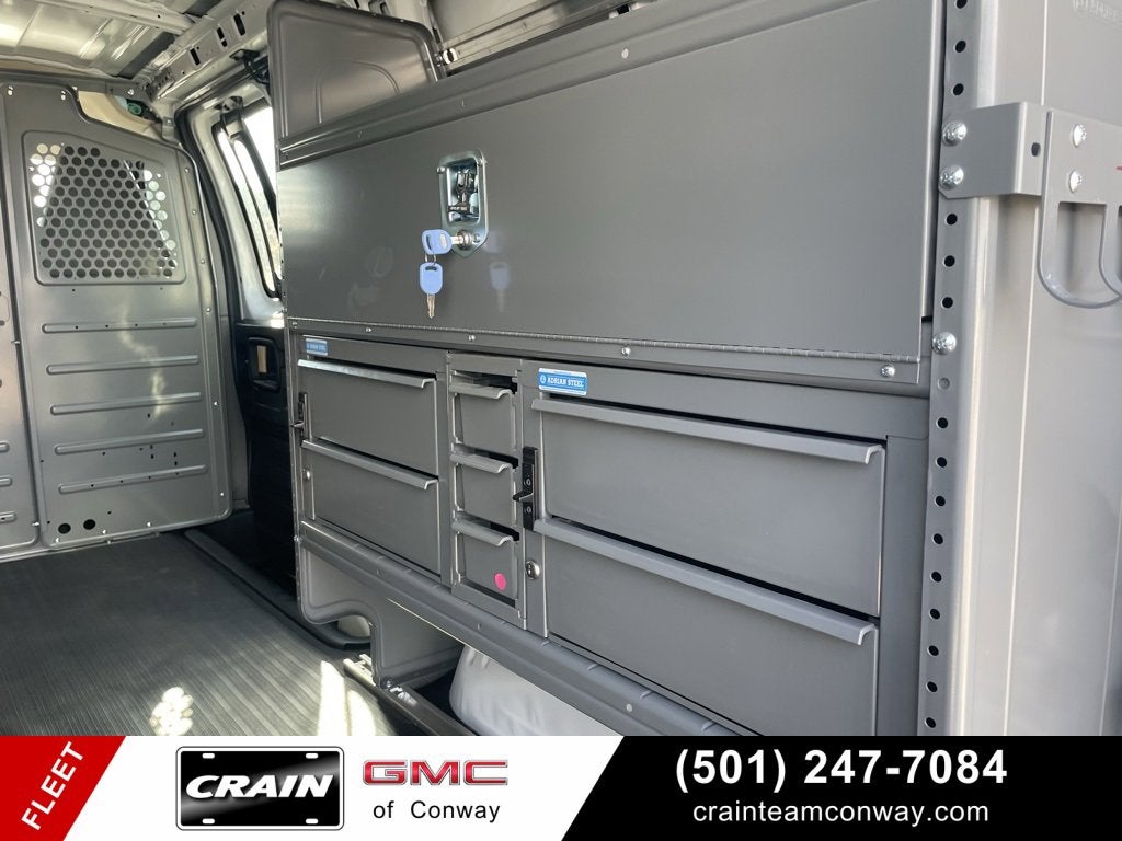 2025 GMC Savana Cargo 2500 Work Van