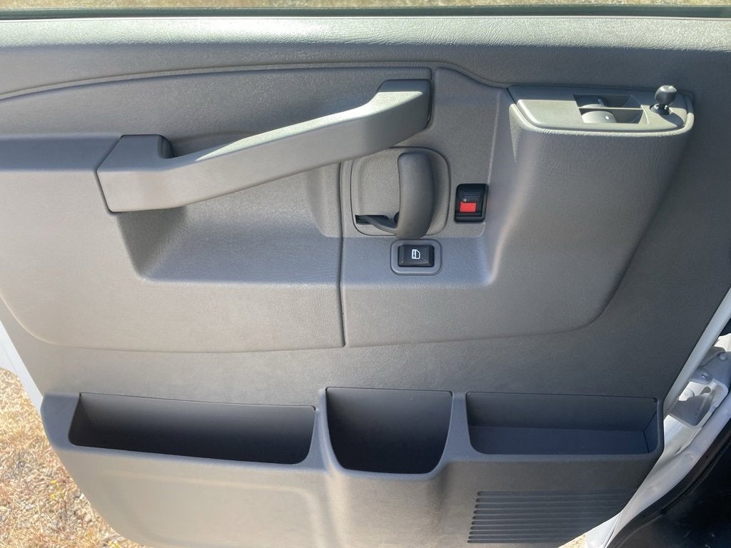 2025 GMC Savana Cargo 2500 Work Van