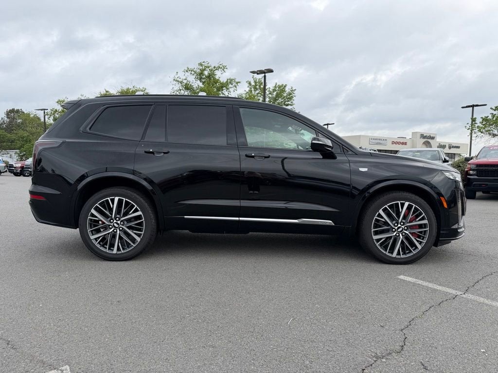 2025 Cadillac XT6 Sport
