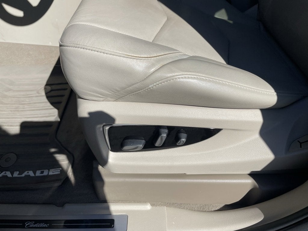 2019 Cadillac Escalade Luxury