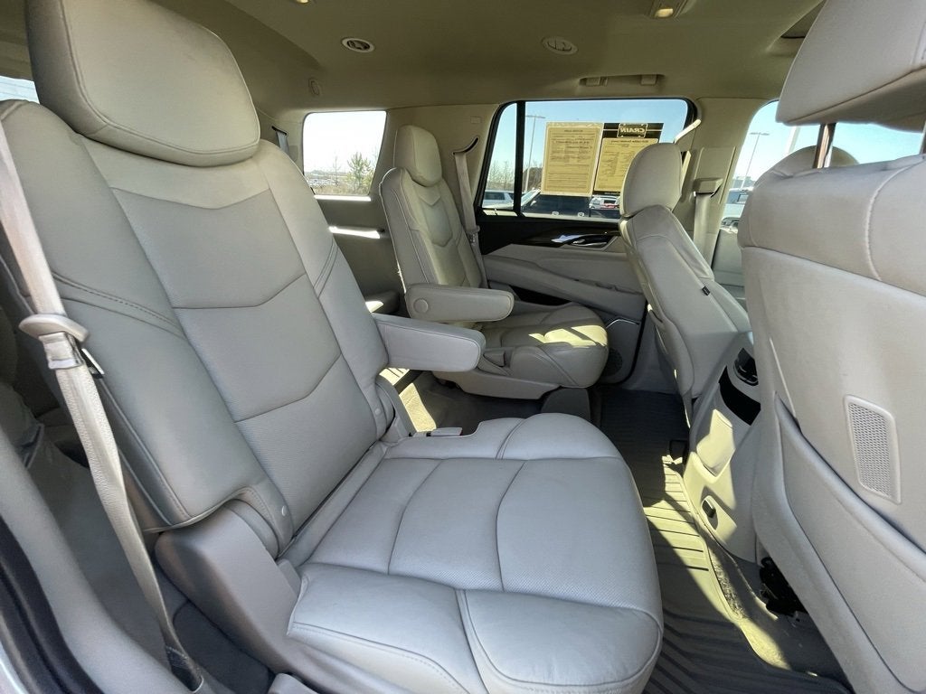 2019 Cadillac Escalade Luxury