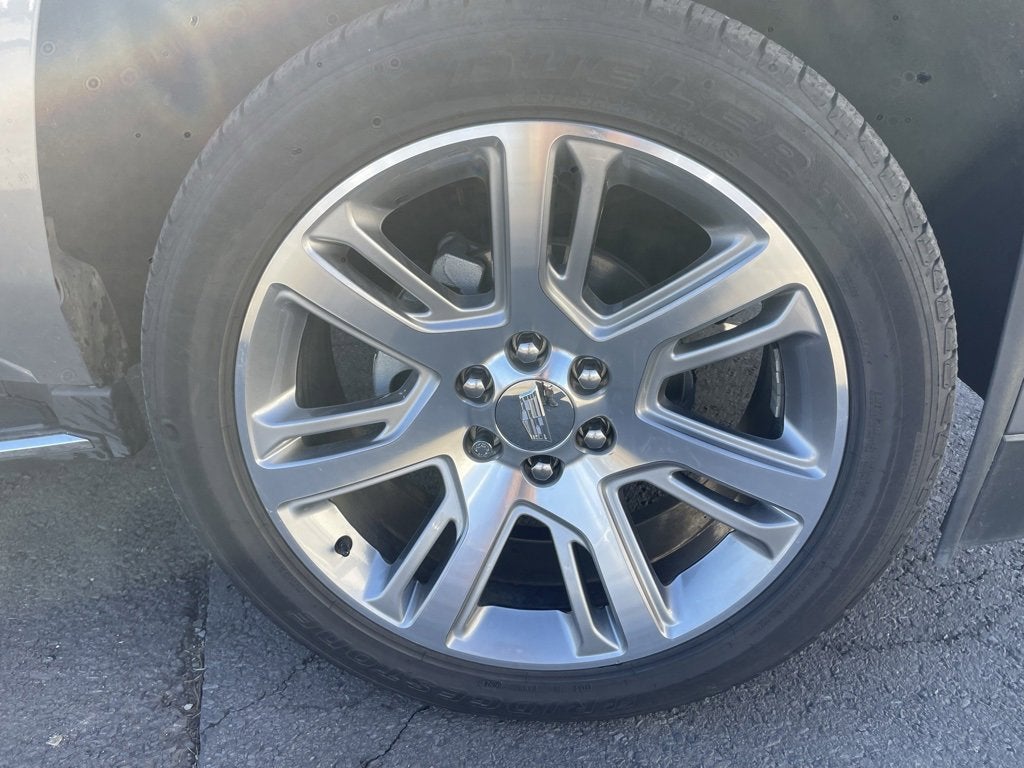 2019 Cadillac Escalade Luxury