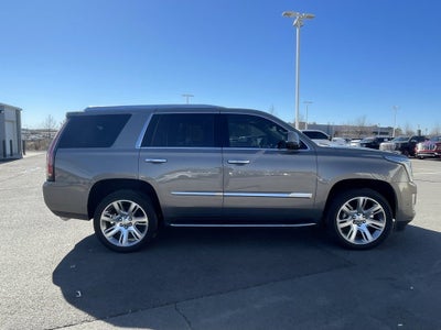 2019 Cadillac Escalade Luxury
