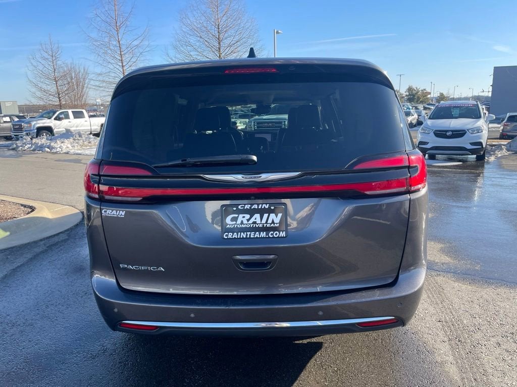 2023 Chrysler Pacifica Touring L