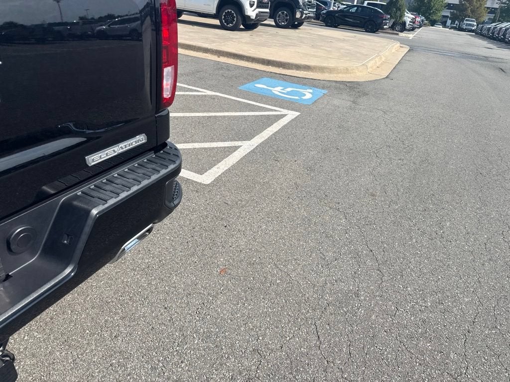 2024 GMC Sierra 1500 Elevation