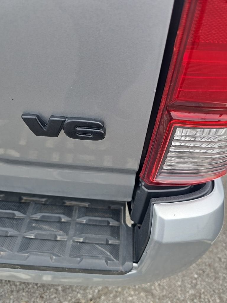 2022 Toyota Tacoma 4WD SR