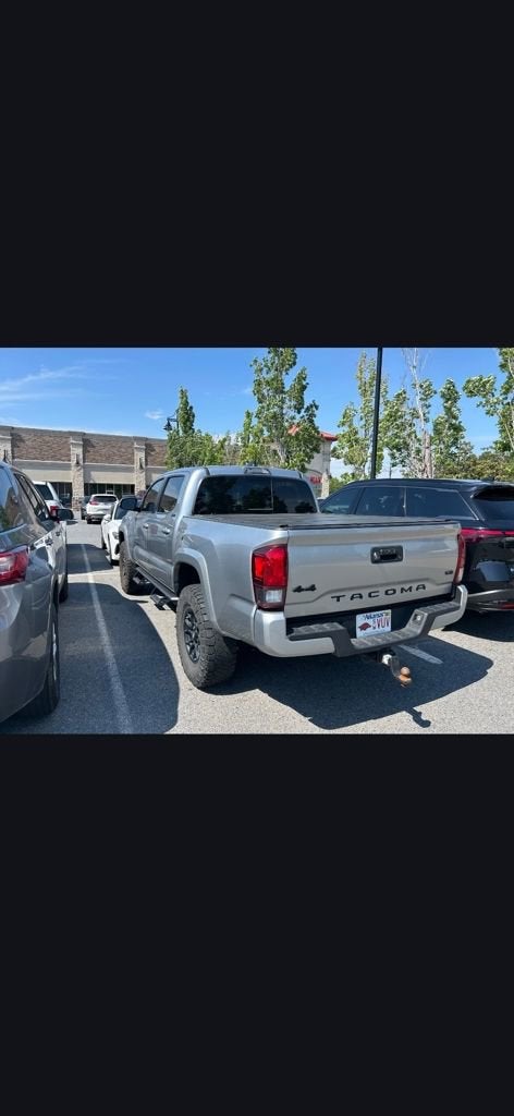 2022 Toyota Tacoma 4WD SR