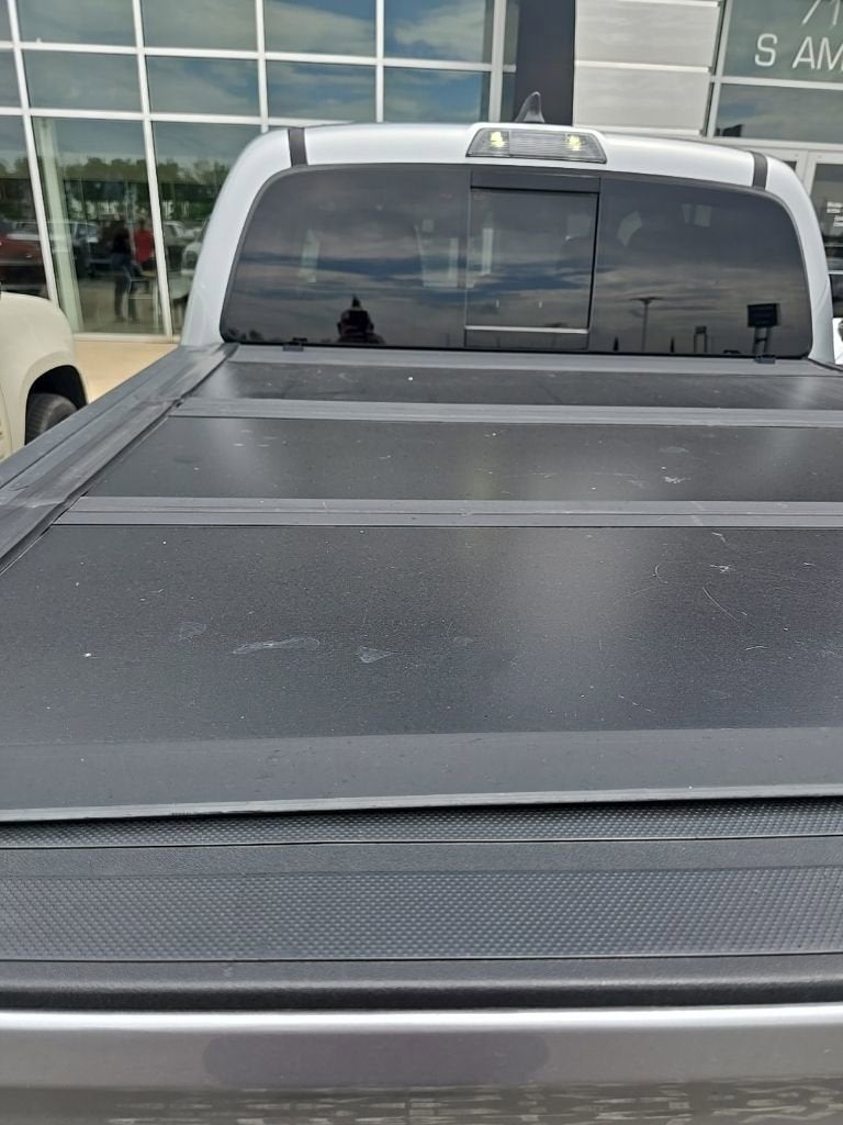 2022 Toyota Tacoma 4WD SR