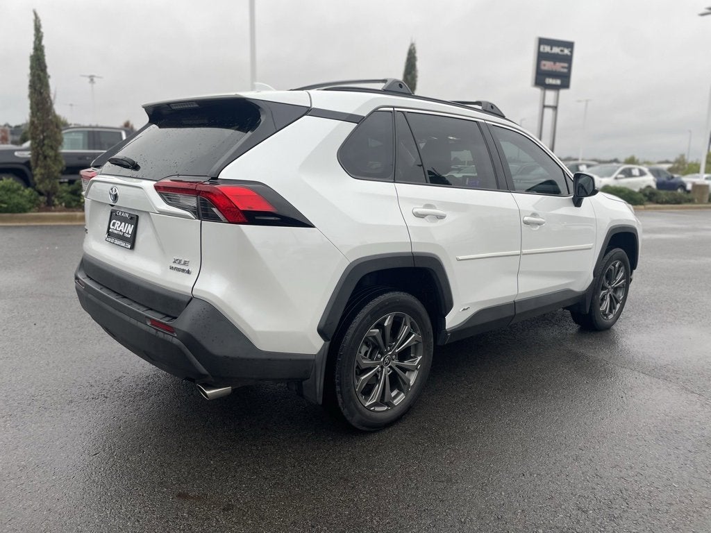 2023 Toyota RAV4 Hybrid XLE Premium