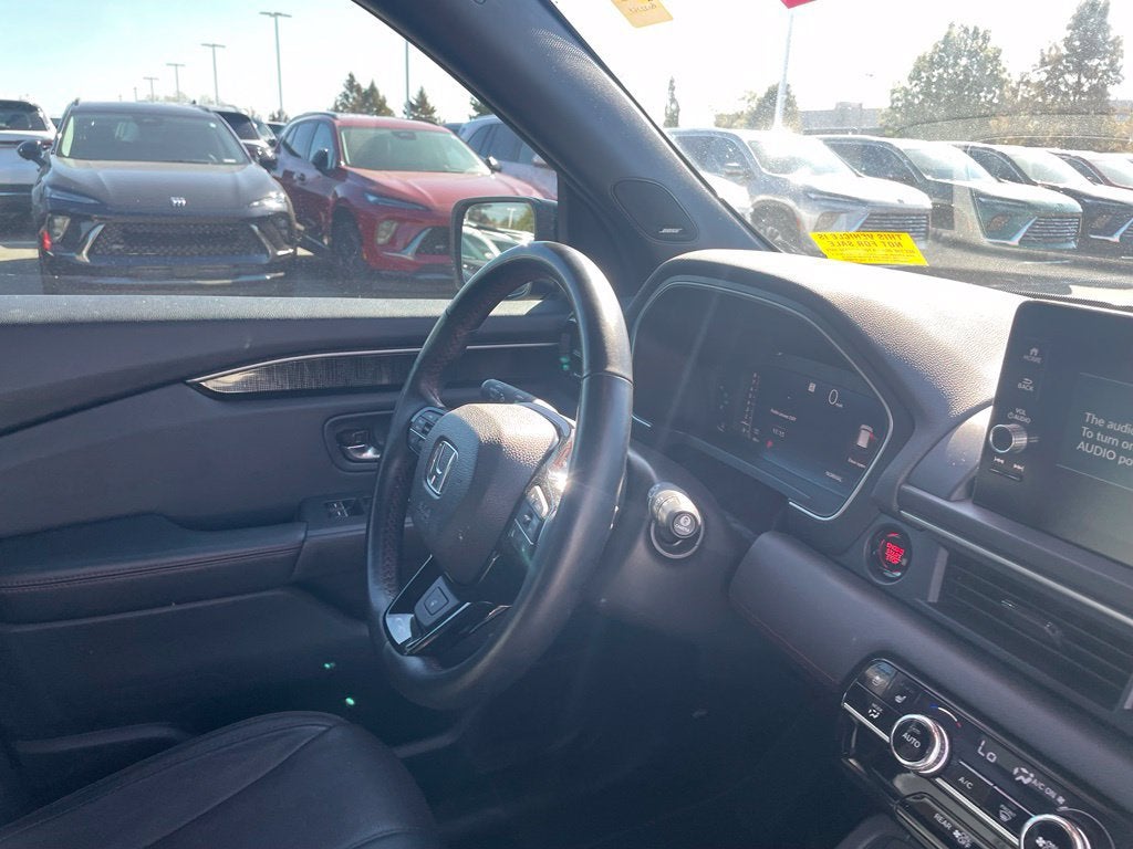 2025 Honda Pilot Black Edition