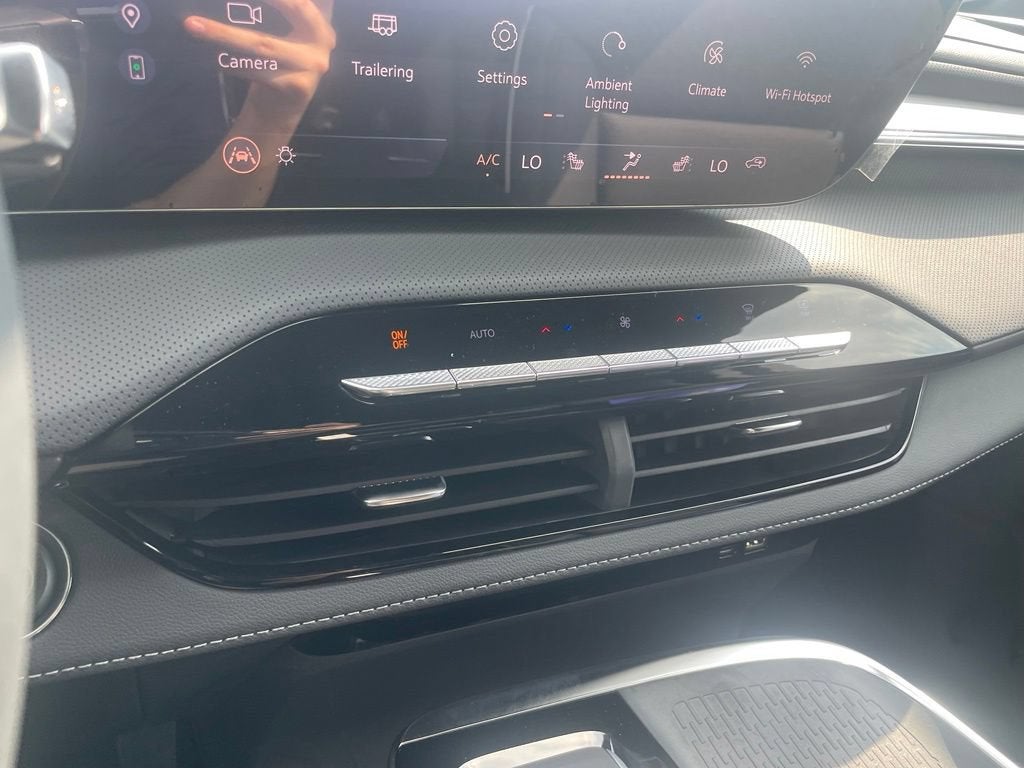2027 Buick Enclave Preferred