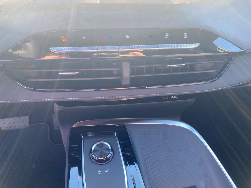 2027 Buick Enclave Sport Touring