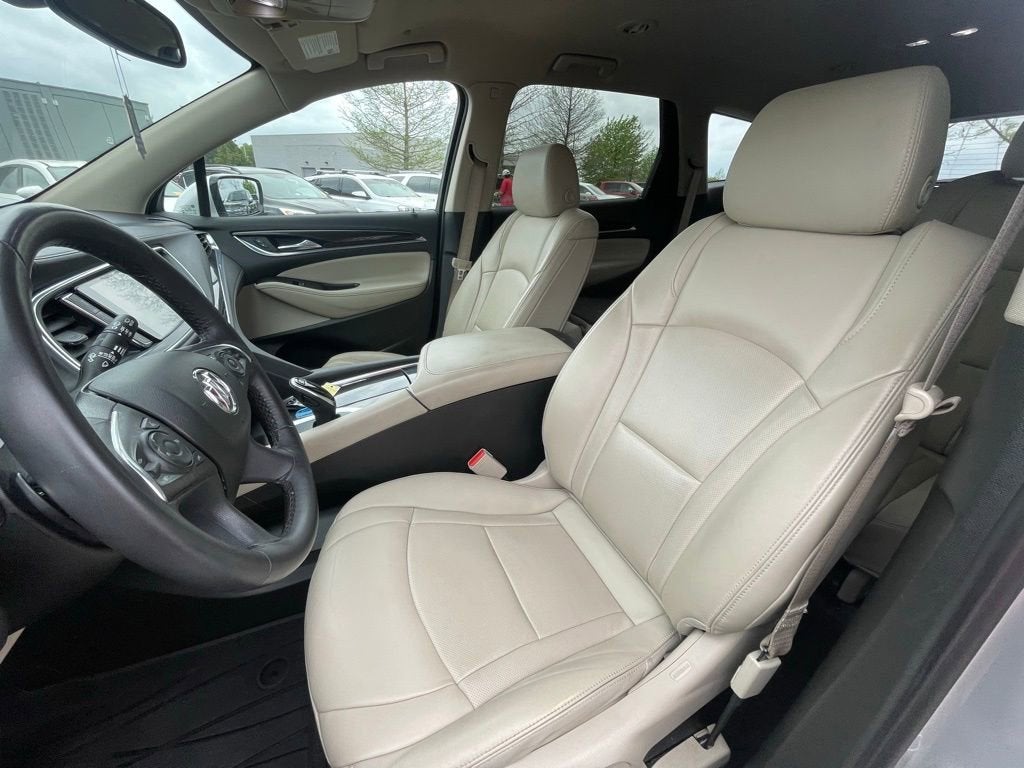 2021 Buick Enclave Essence