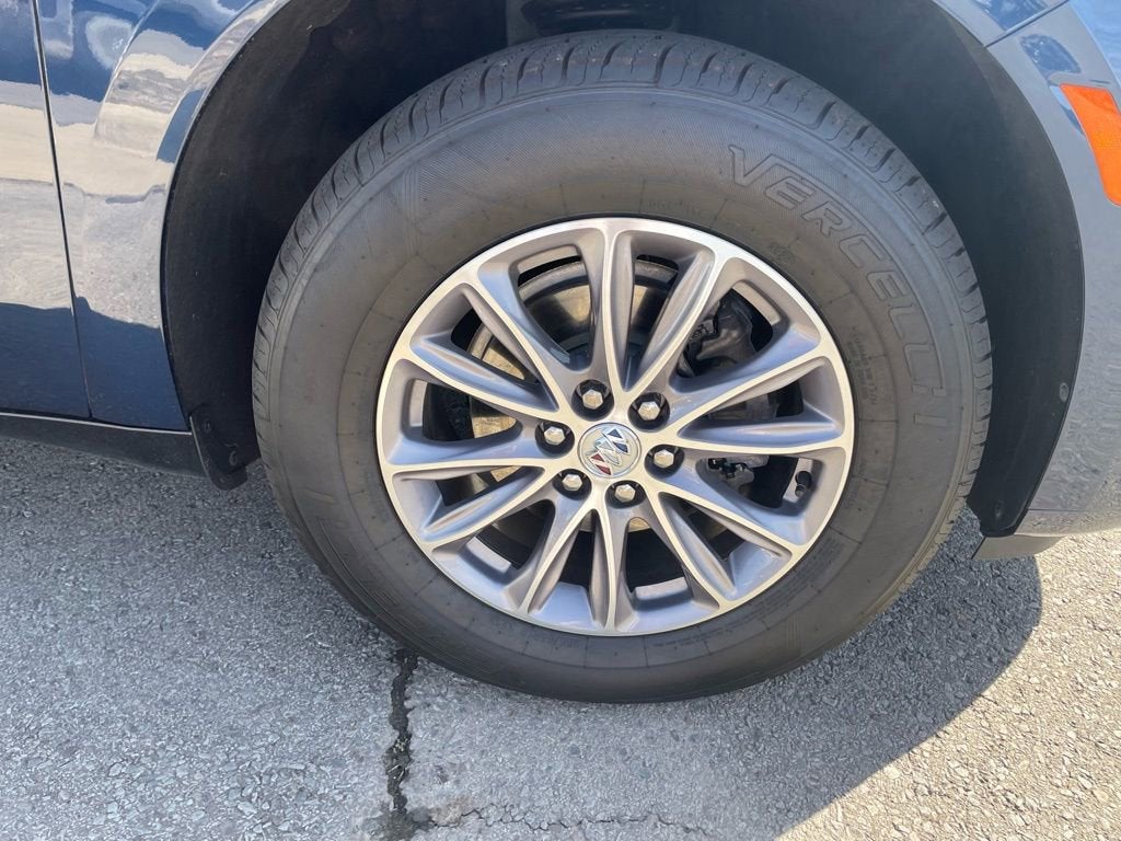 2024 Buick Enclave Essence